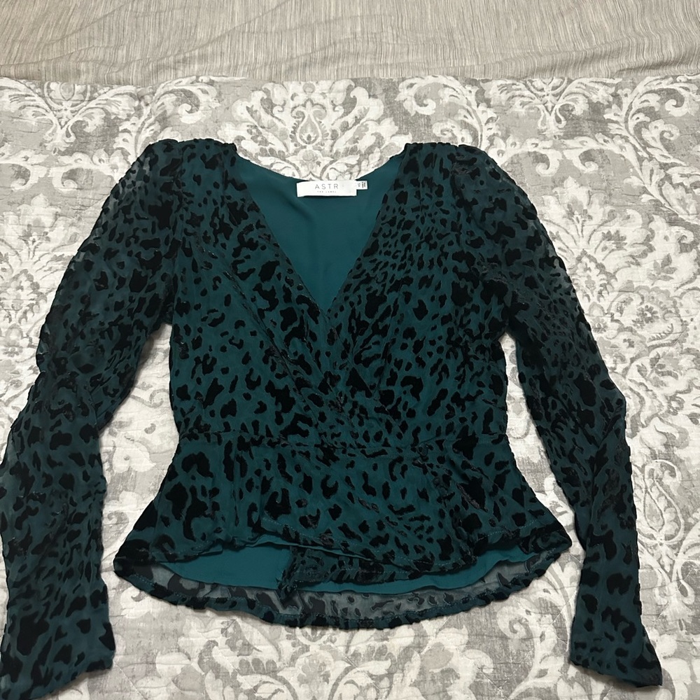 ASTR the Label Cross Front Blouse